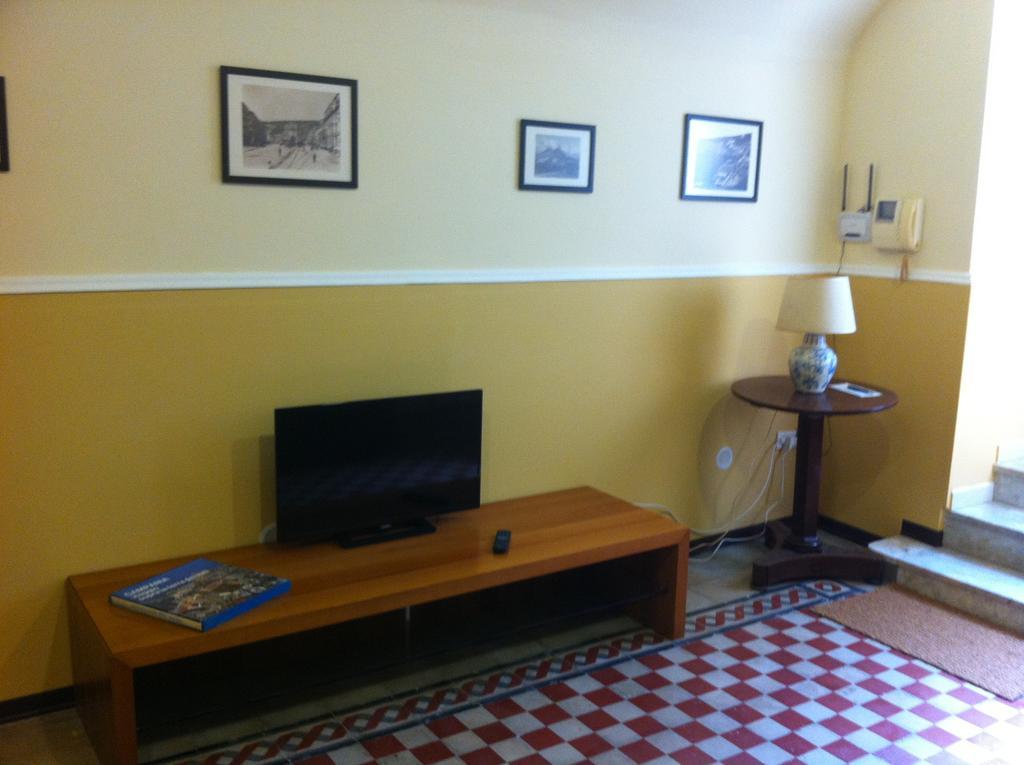 Casa Vacanze Amedeo Наполи Екстериор снимка