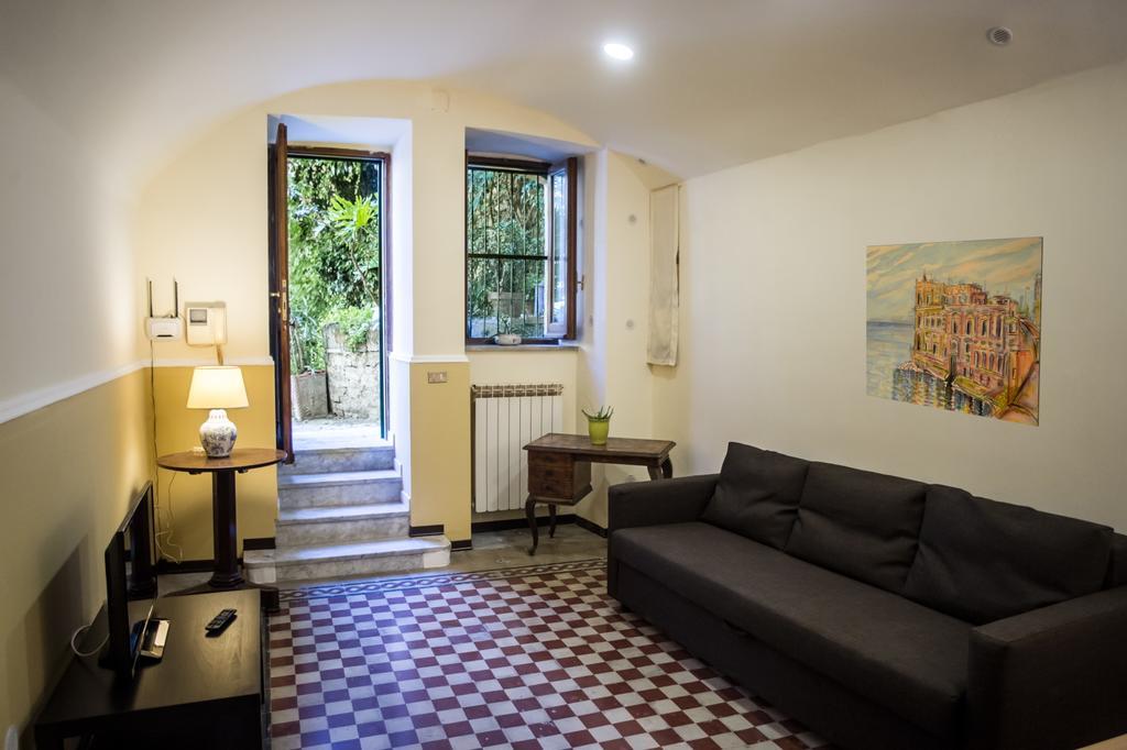 Casa Vacanze Amedeo Наполи Екстериор снимка